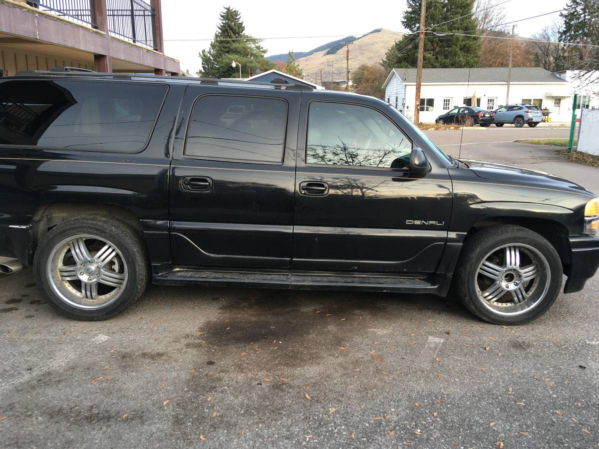 2002 GMC Yukon XL Denali for sale in MT
