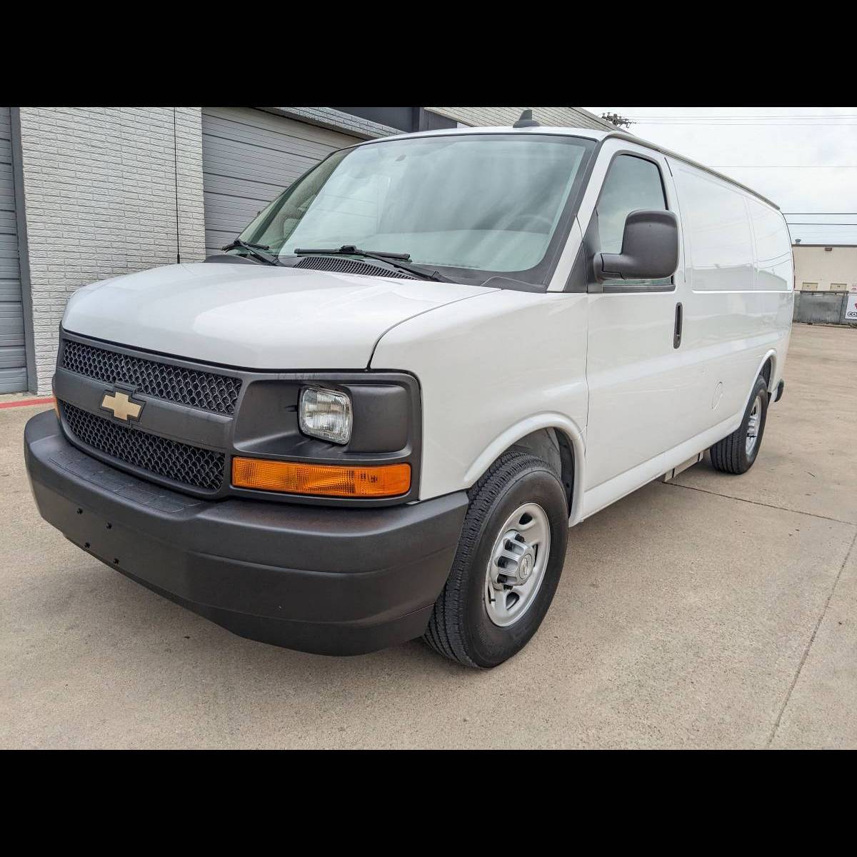 2017 Chevrolet Express 2500 Cargo VAN for sale in TX