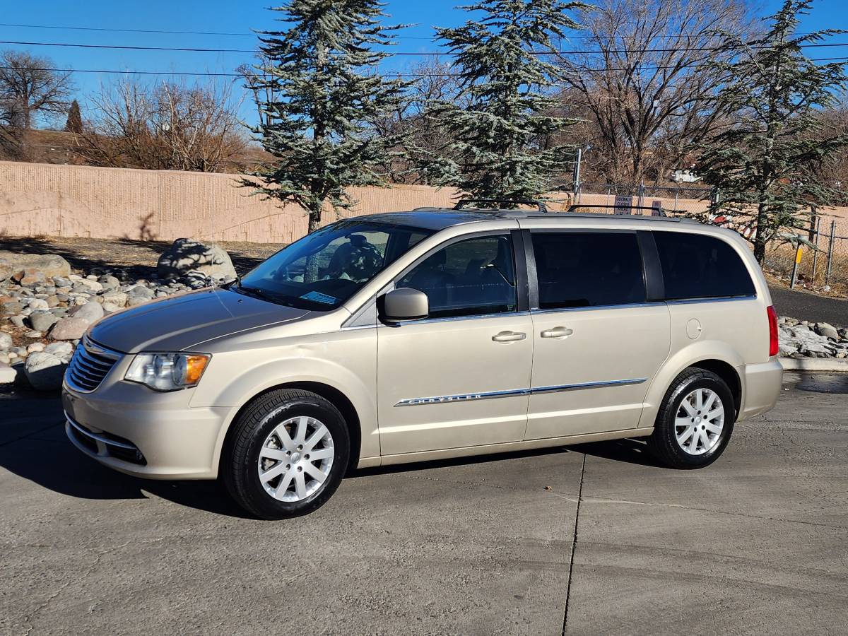 2013 Chrysler Town Country for sale in NV