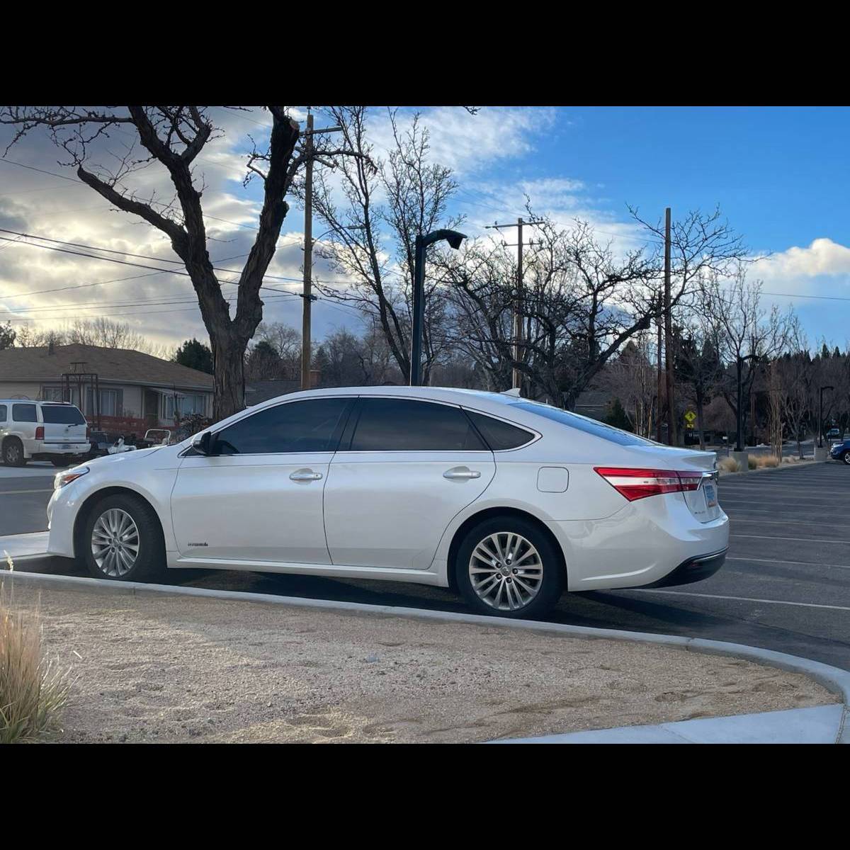 2014 Toyota Avalon Limited Hybrid for sale in NV