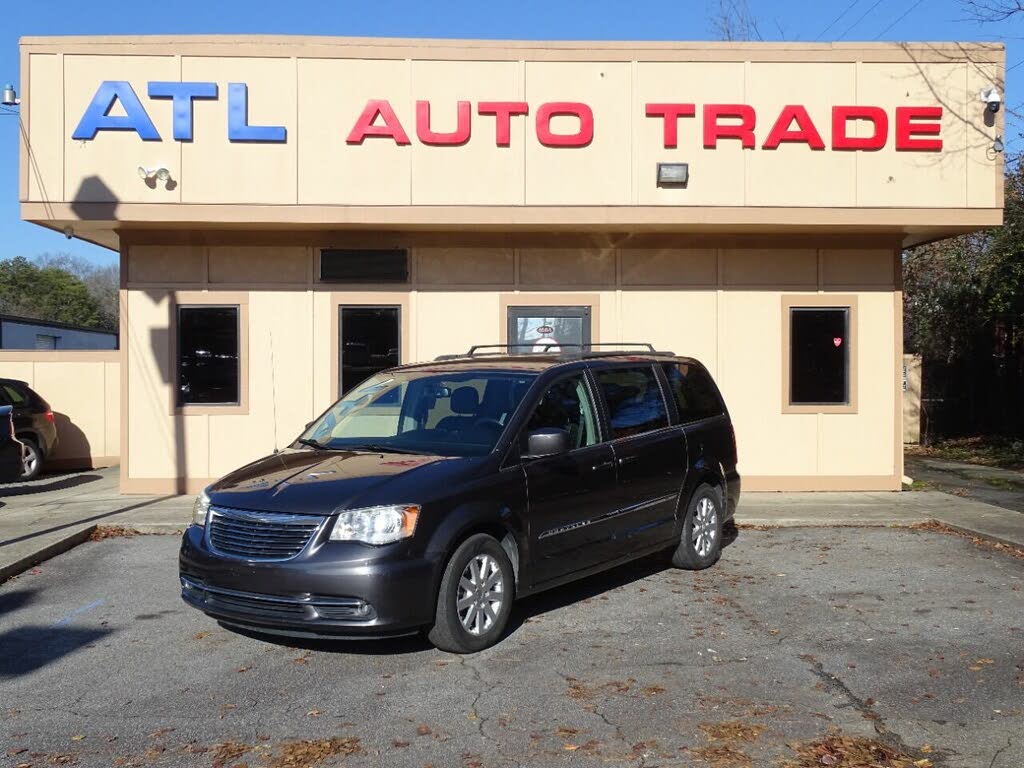 2015 Chrysler Town and Country for sale in GA
