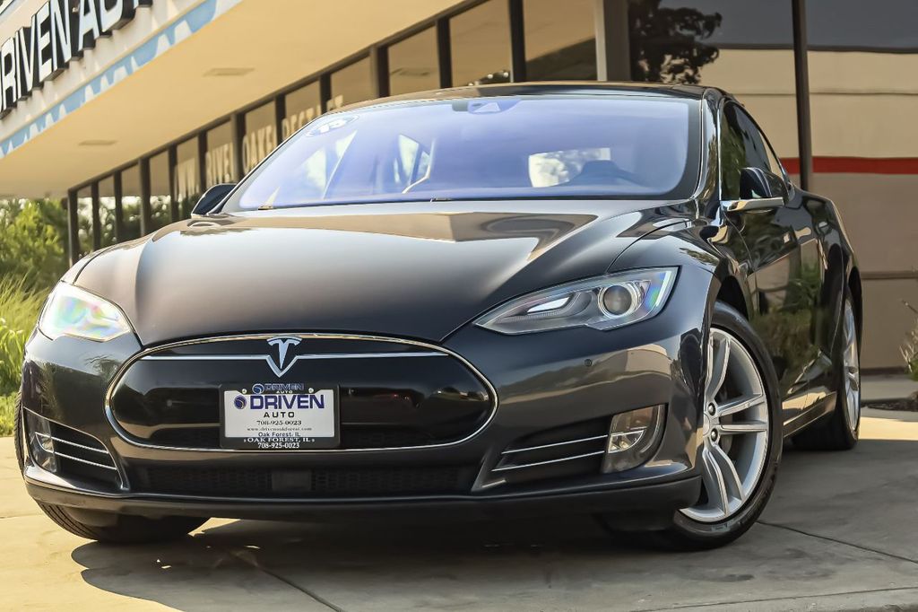 2015 Tesla Model S for sale in IL