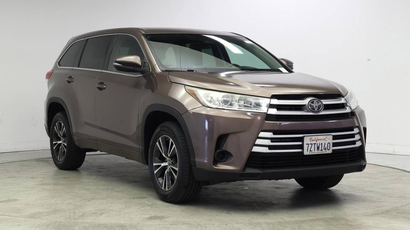 2017 Toyota Highlander for sale in CA