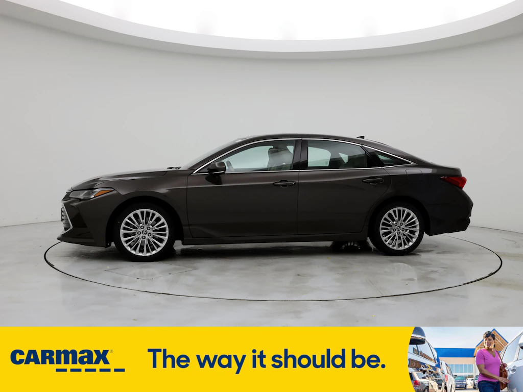 2019 Toyota Avalon for sale in IL